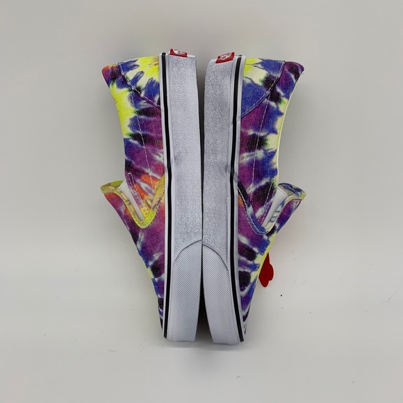 Classic Slip-On - Picture 5 of 12